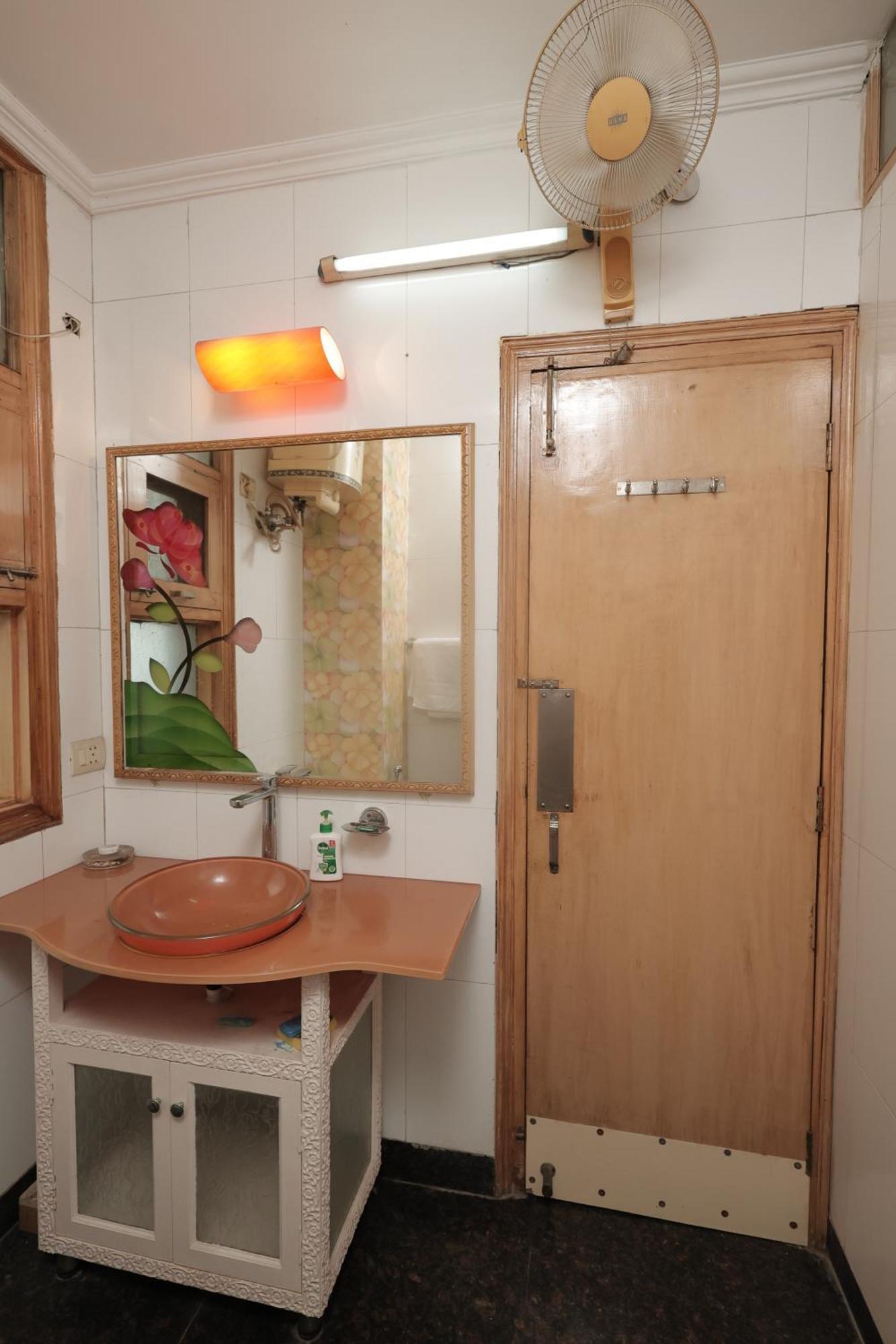Ss Residency Couette-café