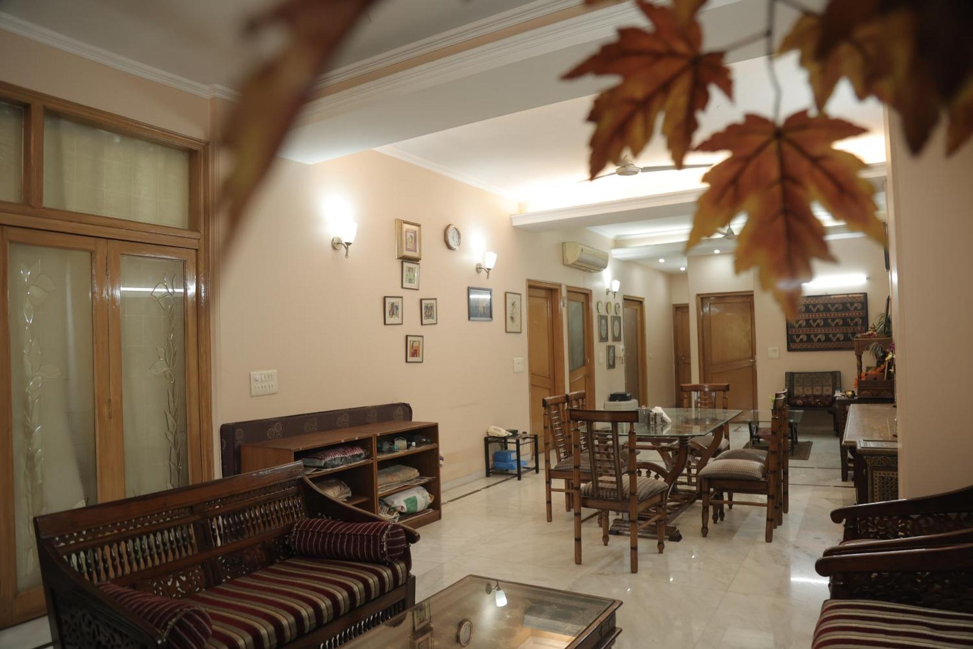 Ss Residency Couette-café