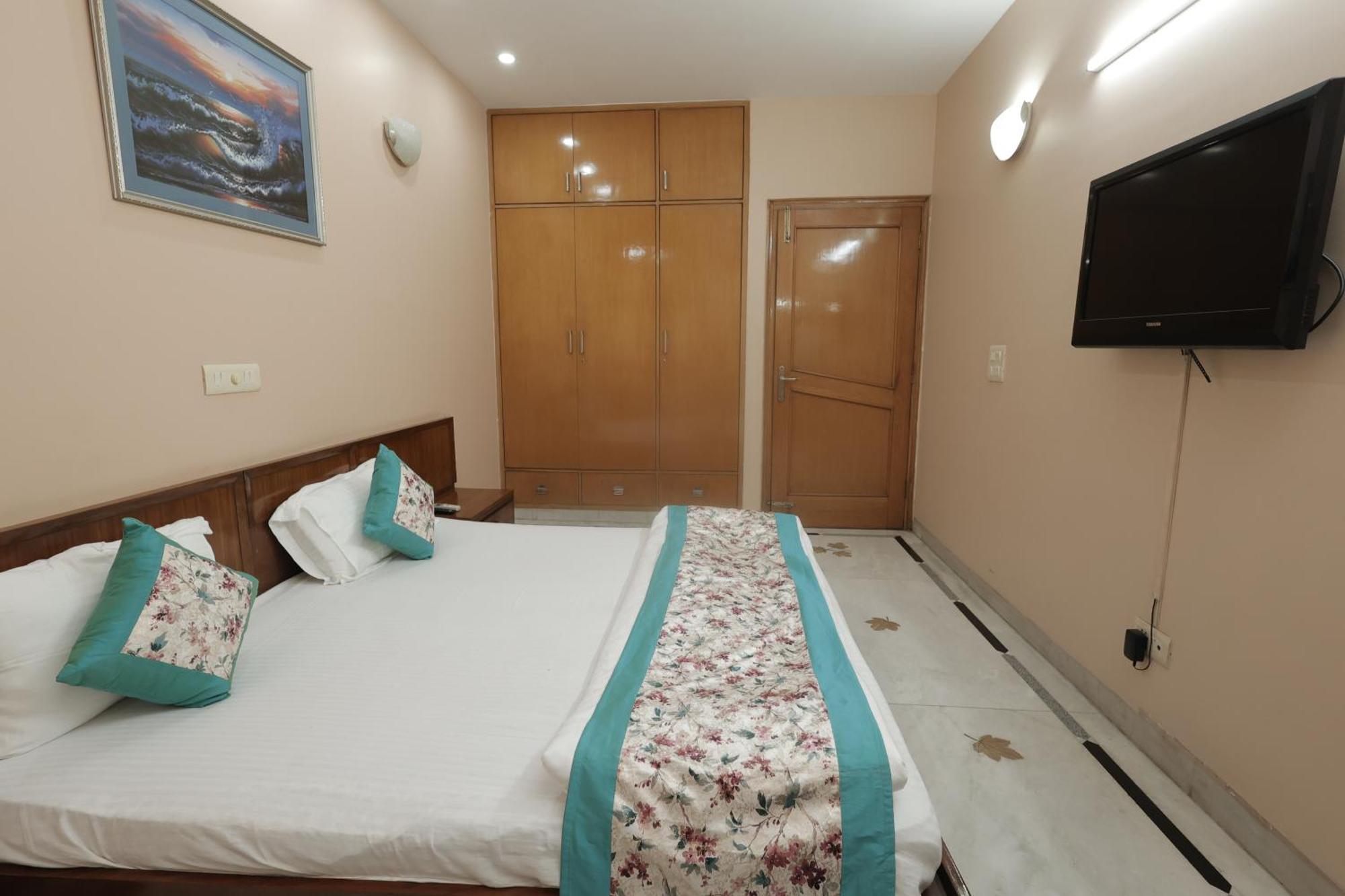 Ss Residency