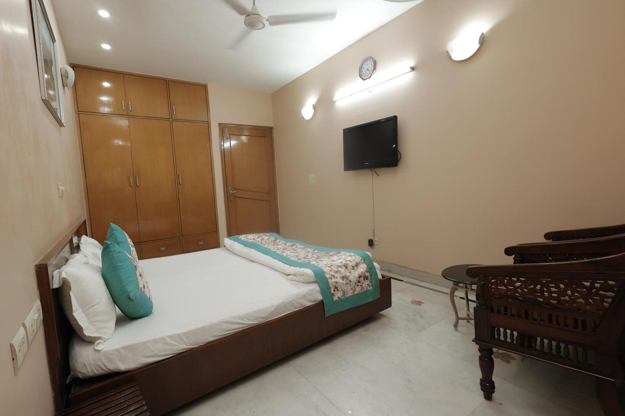 Ss Residency 2* New Delhi